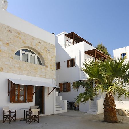 La Celestina Apartments Науса Екстериор снимка